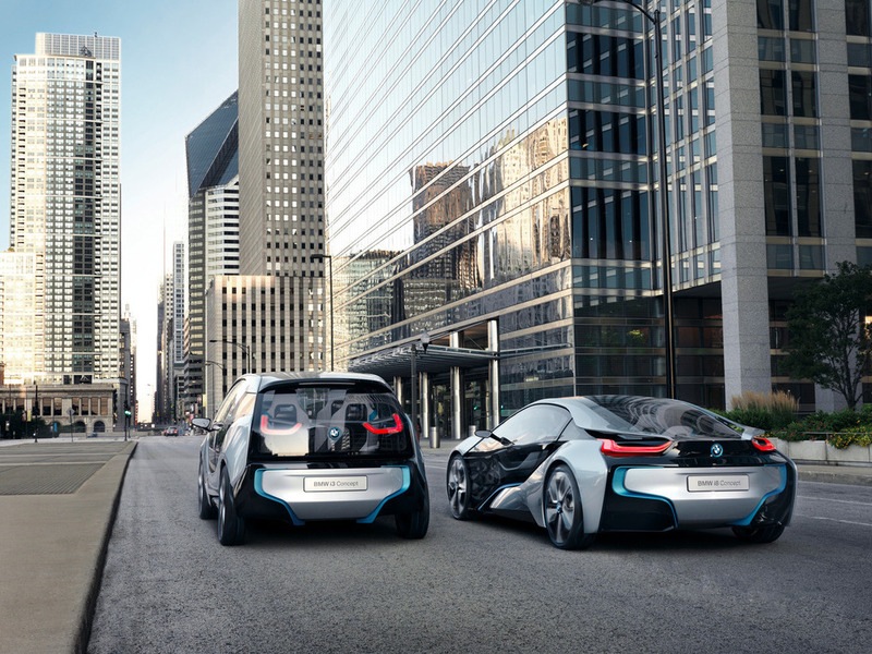 Концерн BMW планирует устроить на автосалоне в Токио одну мировую и несколько азиатских премьер