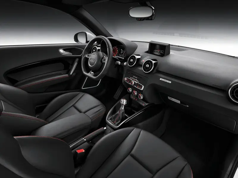 Компания Audi официально представила самую быструю версию своего компактного хэтчбека А1