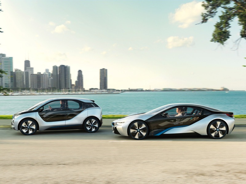 Концерн BMW планирует устроить на автосалоне в Токио одну мировую и несколько азиатских премьер