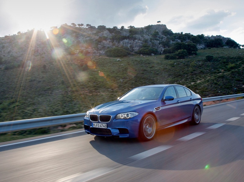Concern BMW plans to build one world and several Asian premieres at the Tokyo Motor Show