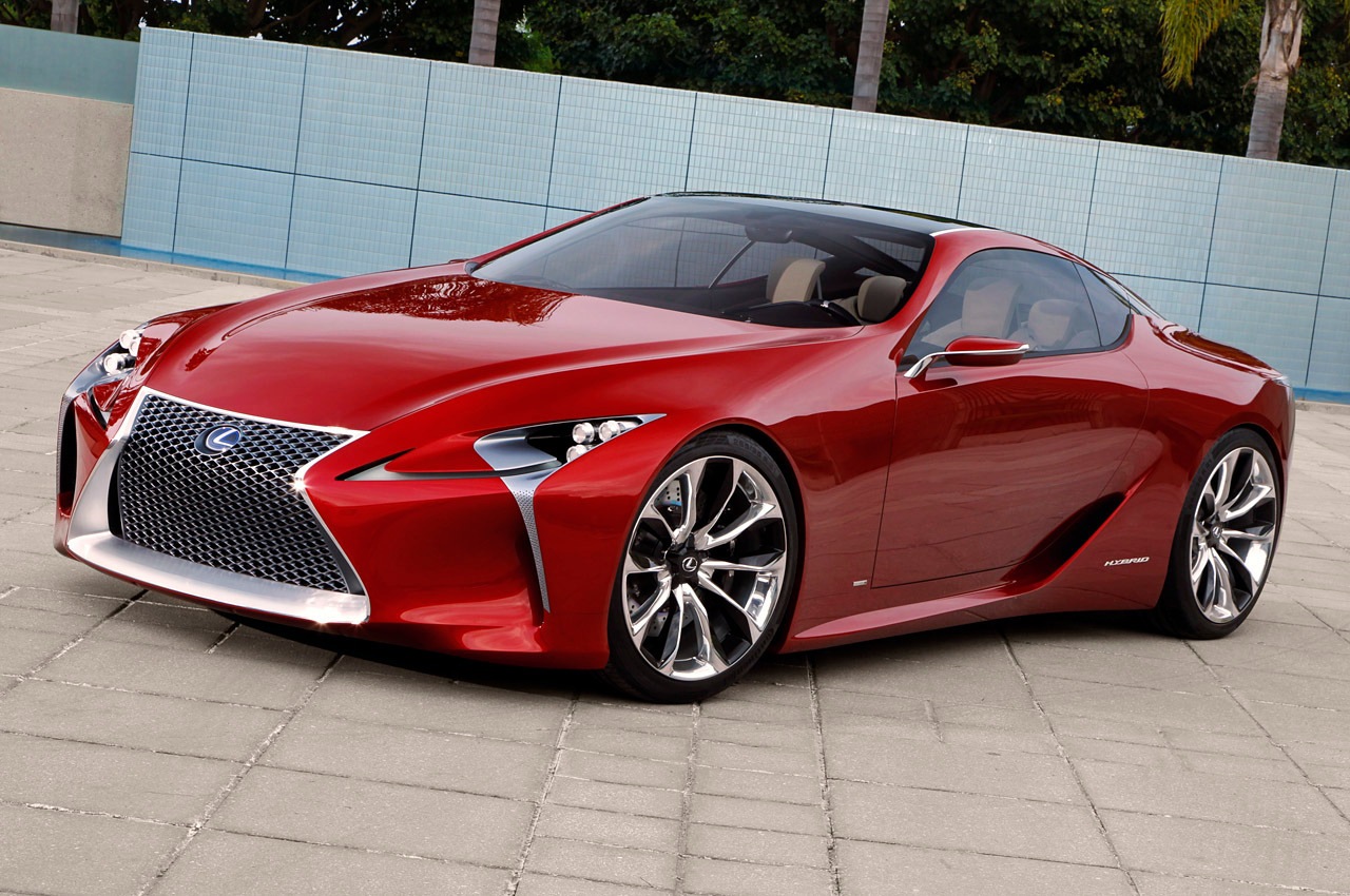 Lexus demonstrated the luxury coupe LF-LC