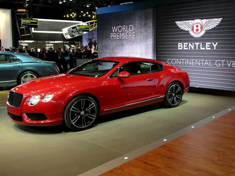 В Детройте показали 8-цилиндровый Bentley Continental GT