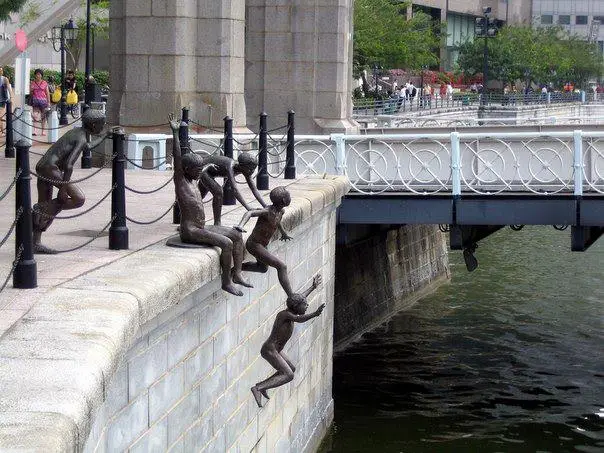 Sculpture in Singapore