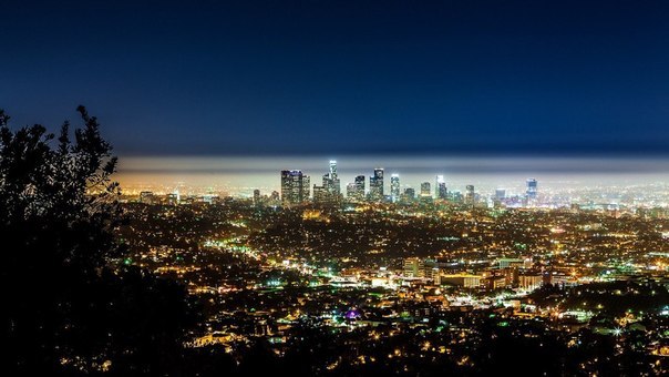 Лос-Анджелес ночью, США