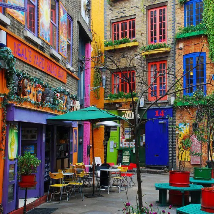 Cozy area of ​​London, Great Britain