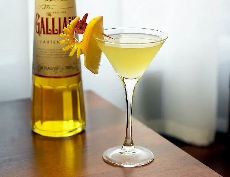 Yellow Bird (Жёлтая Птица)