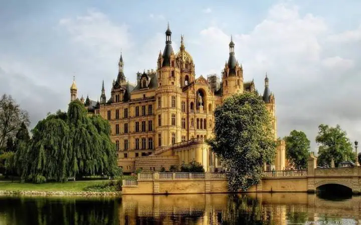 Шверинский замок, г. Schwerin, Germany.