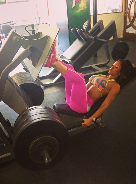 COMMON MISTAKES OF WOMEN IN THE GYM.