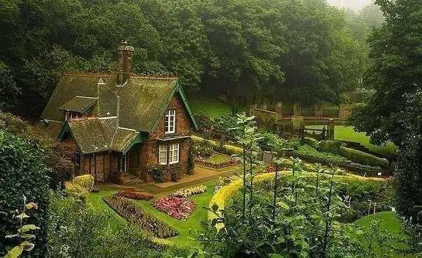A house in the suburbs of Edinburgh, Scotland, UK.