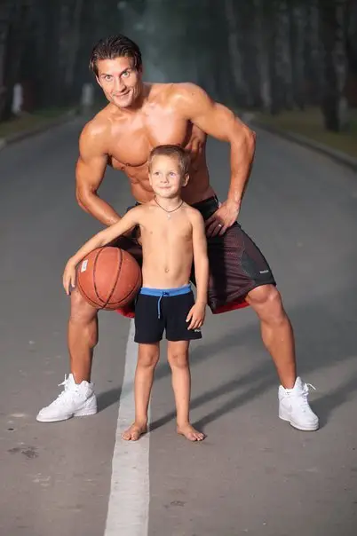 A father should be a worthy example for his children.