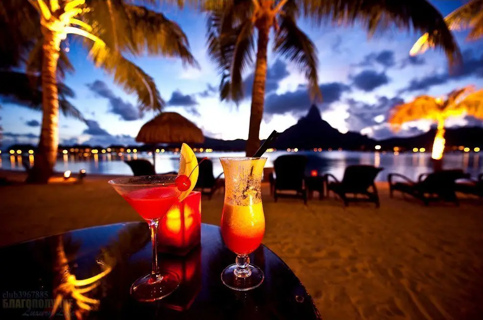Romantic dinner on Bora Bora.