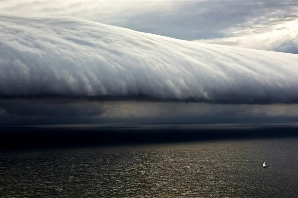 Cloud off the coast of Sydney