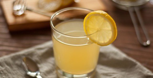 Лимонно-імбирний чай