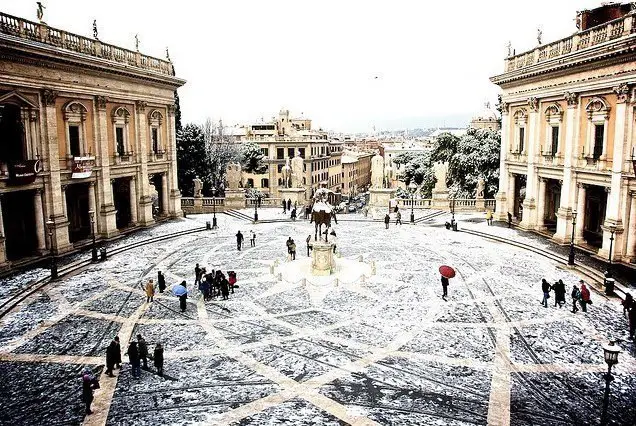 Winter Square in Rome