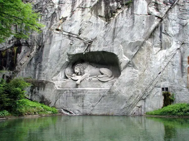Sculpture A dying lion in Lucerne
