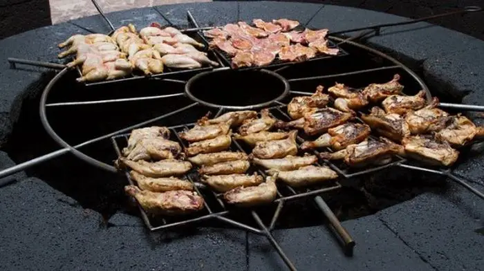 Испанский ресторан на вулкане