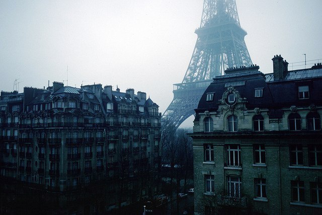 Foggy morning in Paris