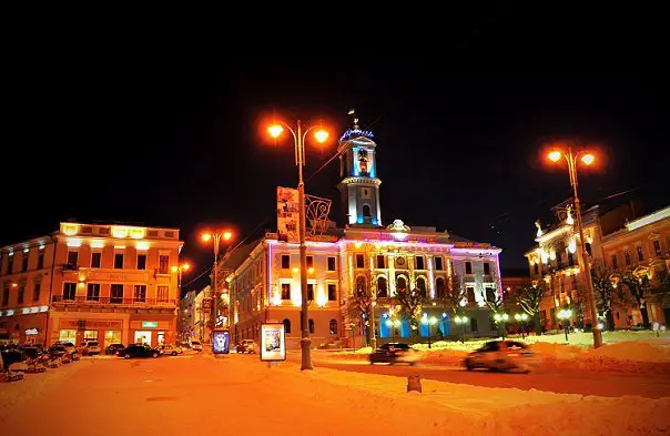 Україна