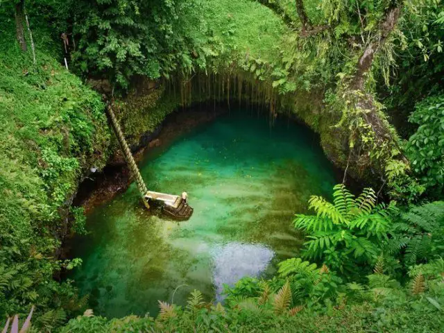 Unusual swimming pool on the island of Upolu, Latofag, Samoa