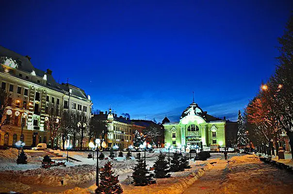 Україна