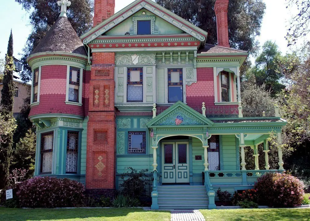 House on Los Angeles Street, California, USA