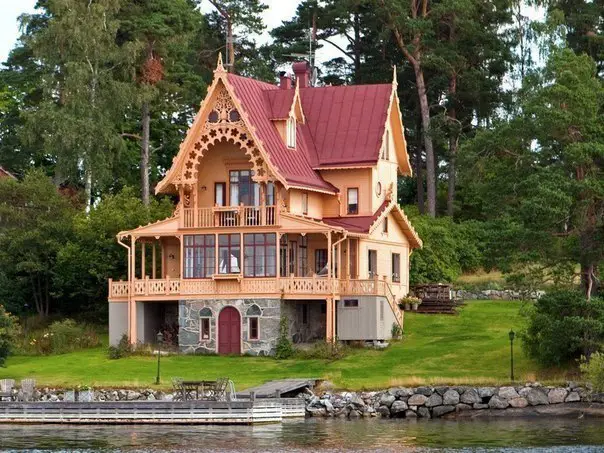 House by the Lake, Switzerland
