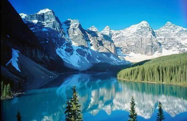 Lake Moiraine, Alberta, Canada