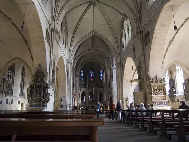 Мюнстерский собор – собор святого Павла (нем. St.-Paulus-Dom) — одно из самых значительных церковных сооружений в Вестфалии, находится на площади Домплац в городе Мюнстере