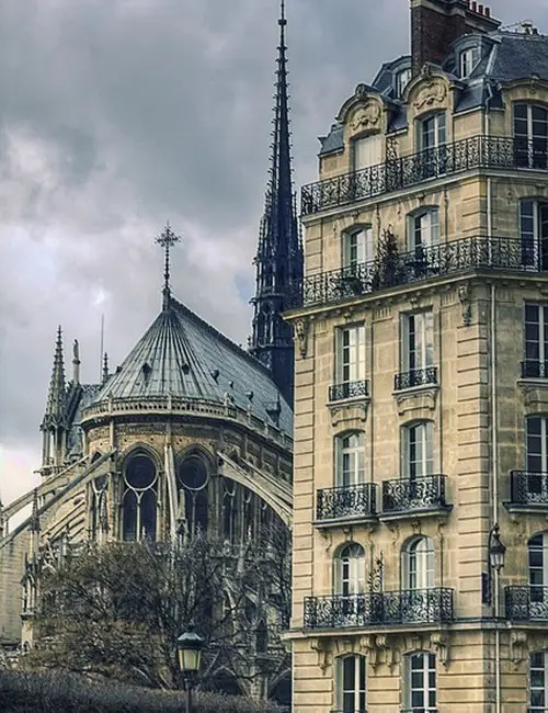 Paris... Paris.