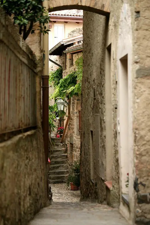 Швейцария
