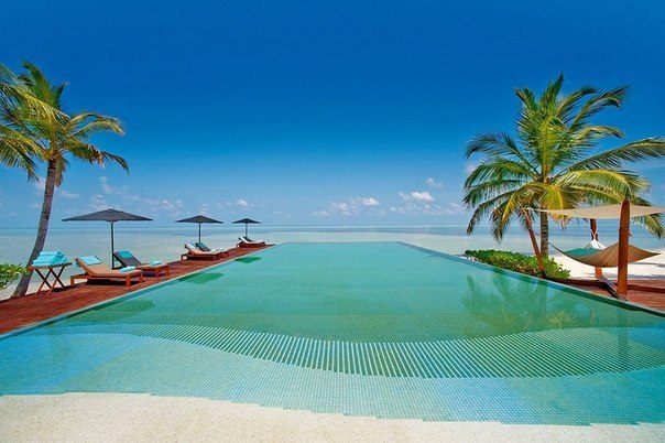 Alifu Dhaalu Atoll - a magnificent tropical resort in the Maldives