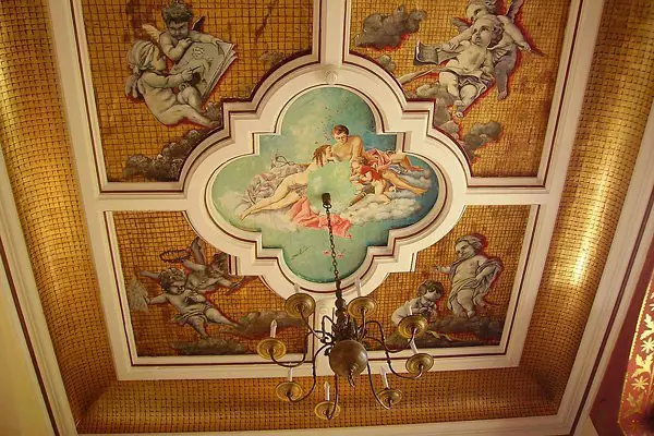 Замок Драхенбург, Германия