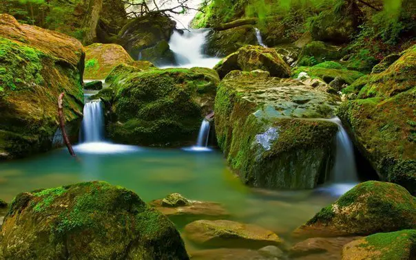 Красота воды: великолепные водопады