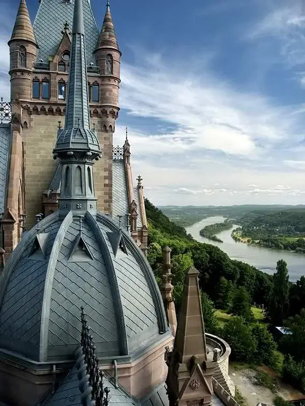 Замок Драхенбург, Германия