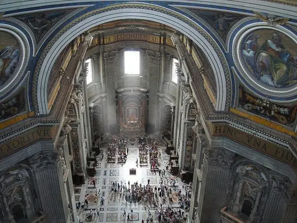 Sightseeing of the Vatican - St. Peter's Cathedral