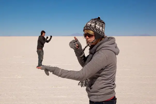 Солончак Уюни (исп. Salar de Uyuni) — высохшее соленое озеро на юге пустынной равнины Альтиплано, Боливия