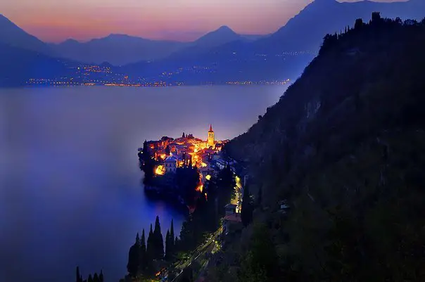 Варенна, Италия