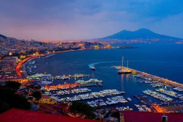 Italy, Naples