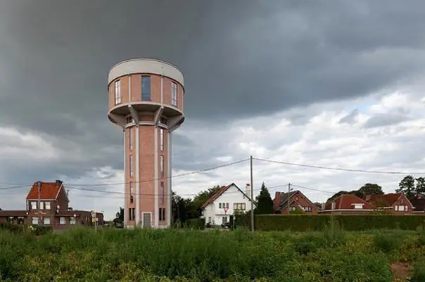 The house in the water tower