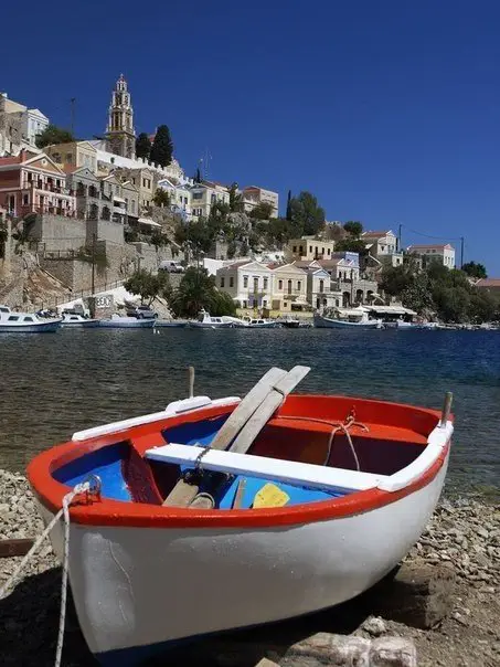 Остров Symi, Греция