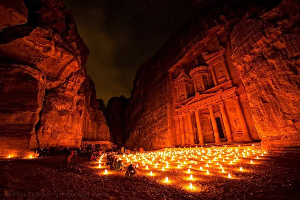 Ночная Петра, Иордания