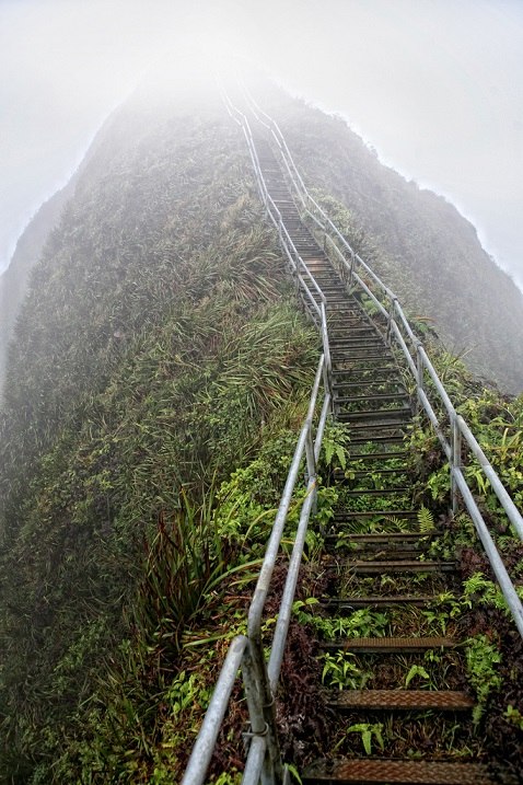 Хайку – лестница в небеса на острове Оаху, Гавайи