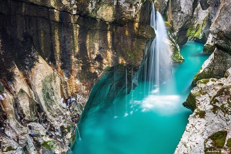 Turquoise river Socha (Slovenia, Italy)