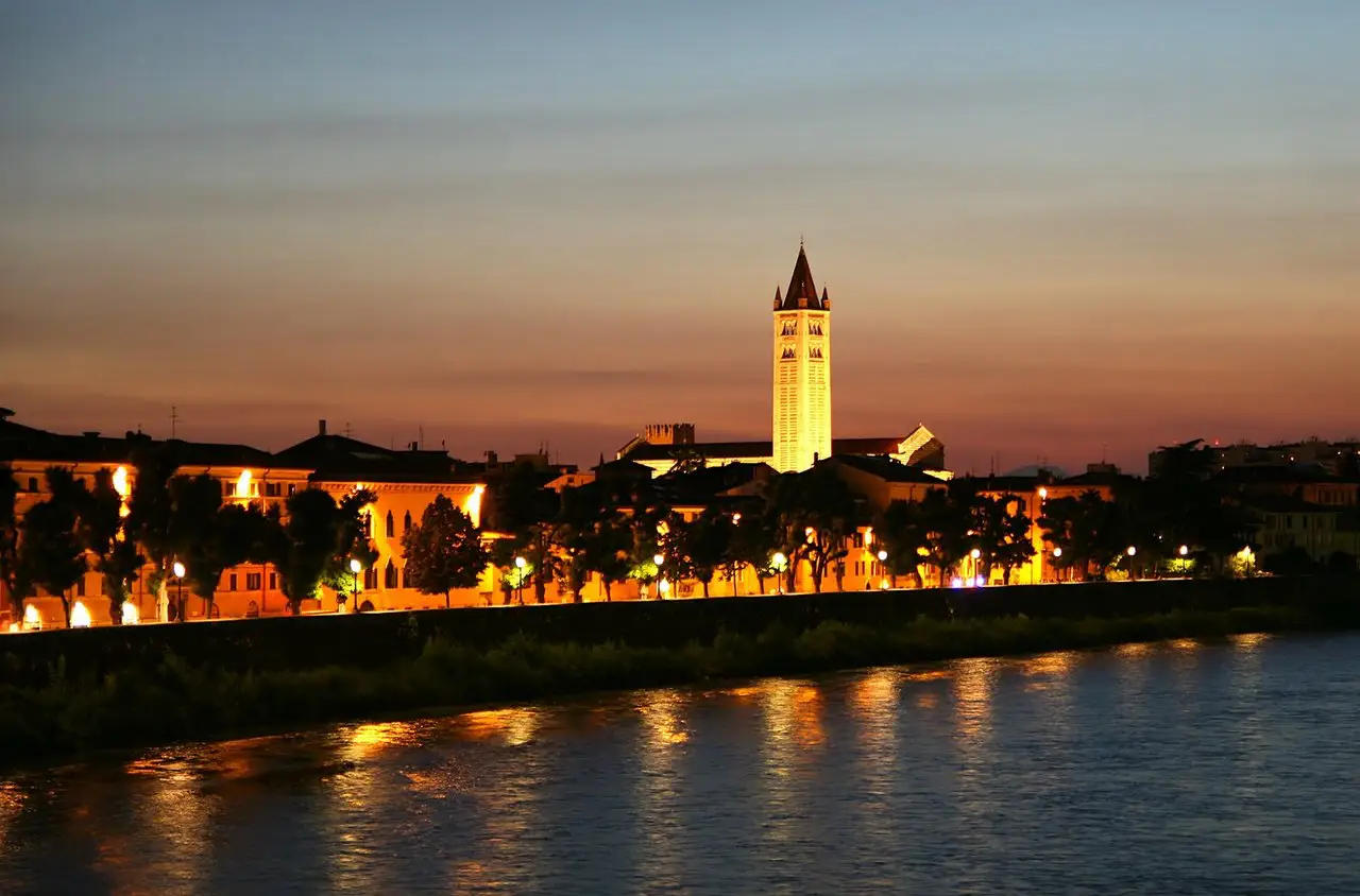 Верона, Італія