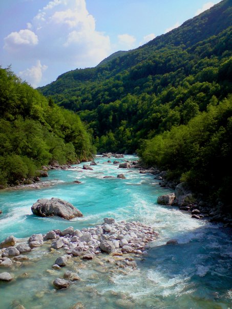 Бирюзовая река Соча (Словения, Италия)