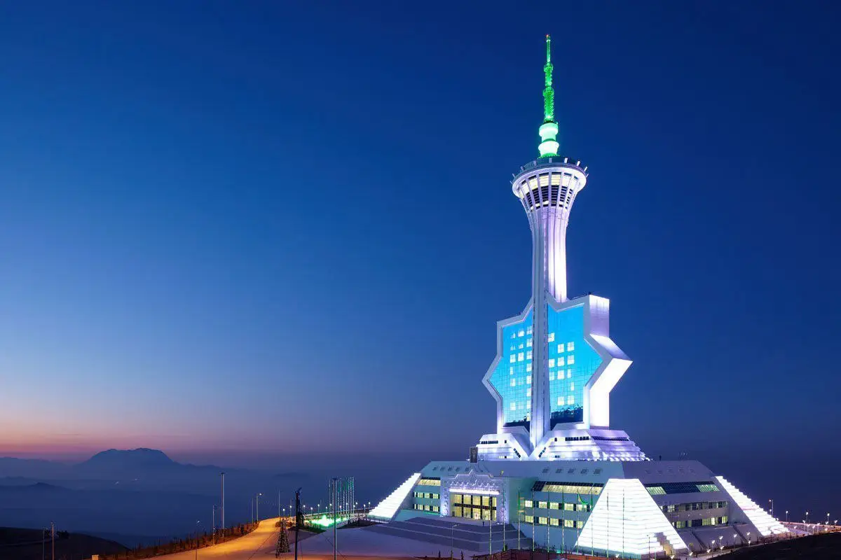 Ашхабад, Туркменія