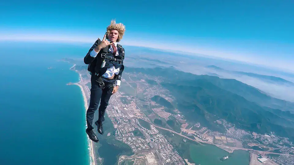Блогер с Гавайских островов Jay Alvarrez и его жизнь в фотографиях
