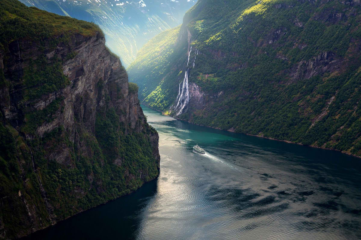 Гейрангер-фьорд, Норвегия.