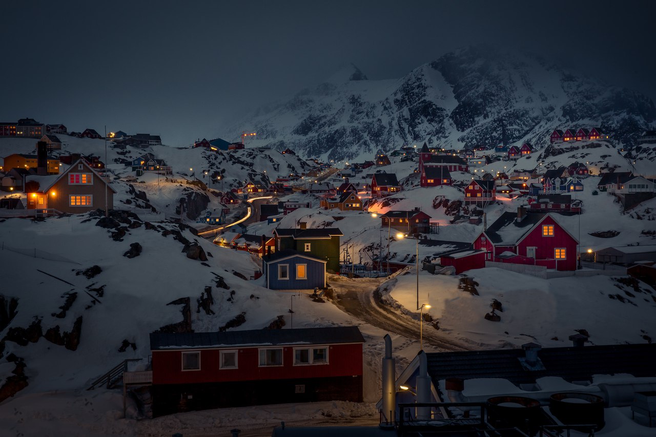 Night Sisimiut, Greenland