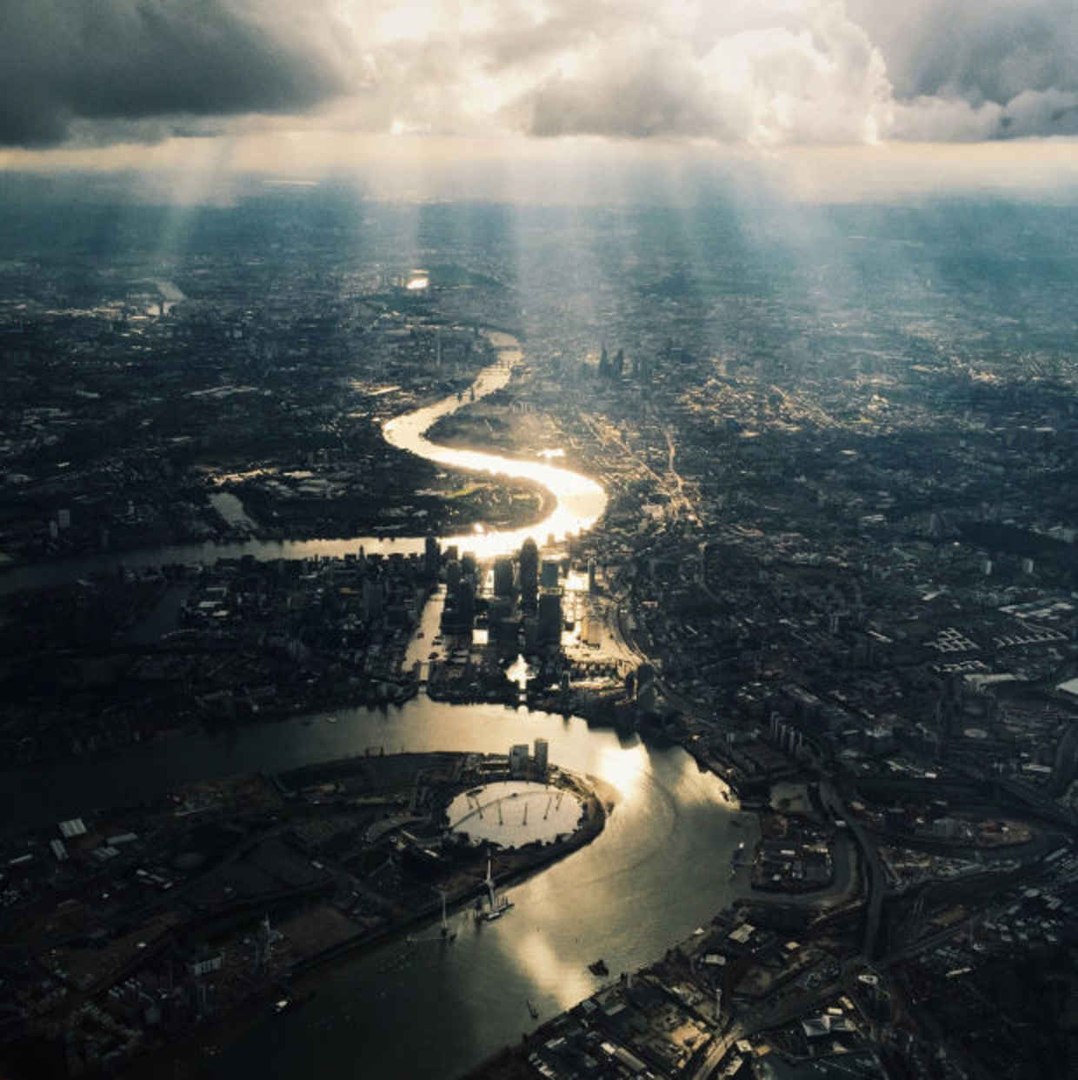 Лондон из иллюминатора самолета, Великобритания